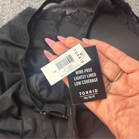 TORRID Women’s NWT Black Wireless Lace Trimmed Swim Dress w/Brief Size: 2 - 2XL - Picture 9 of 12